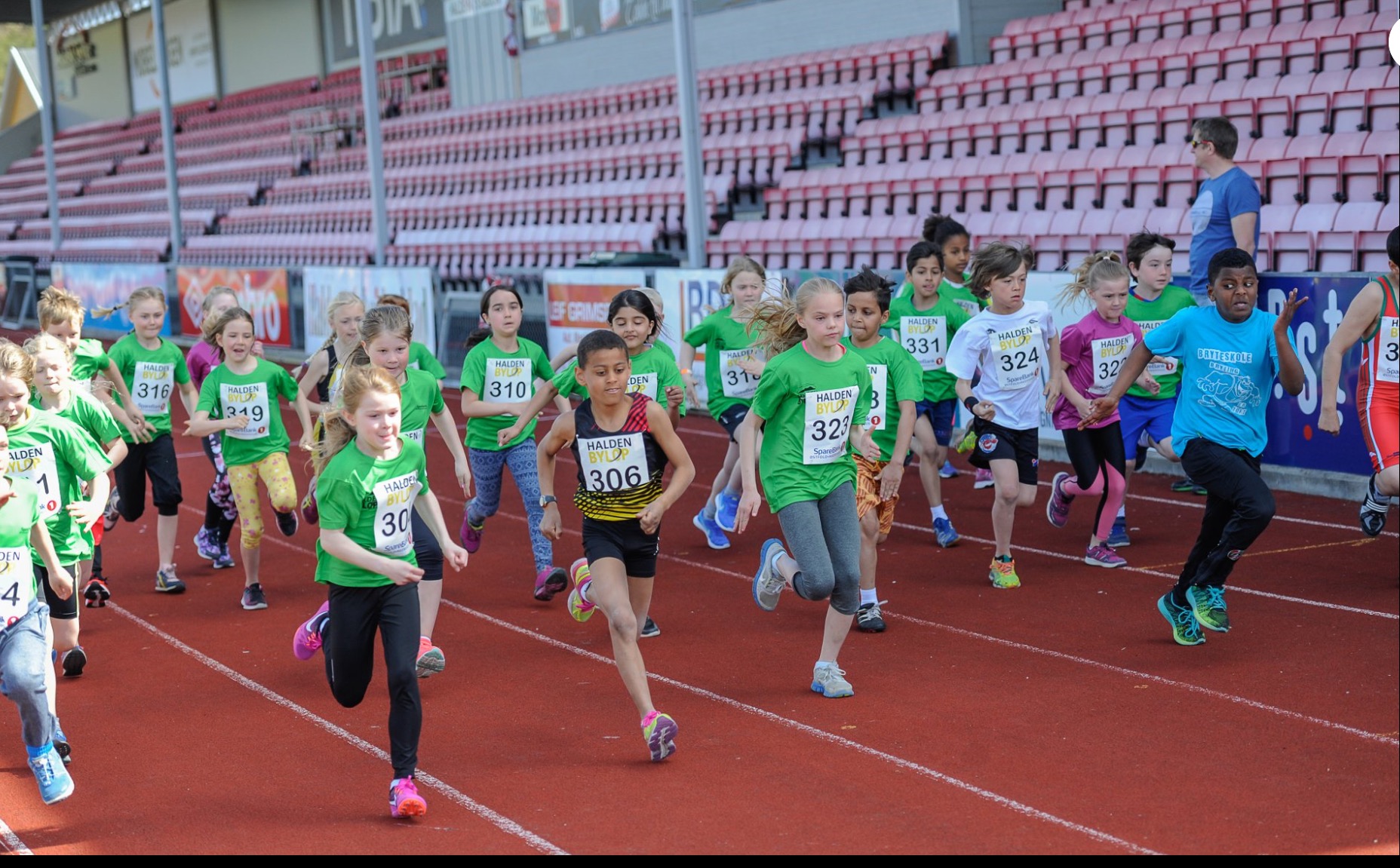 300 meteren er i full gang! 300 meteren er i full gang!