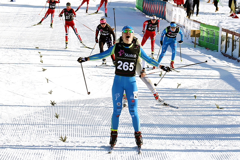 Tuva Bakkemo inn til seier i kvinner 17 år sin Norgescup-finale på Beitostølen 2016. Foto: Erik Borg.