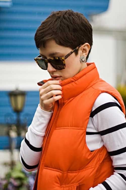 Super short pixie hairstyles women. SO CUTE! So why can't my hair actually look like this?! Ha!